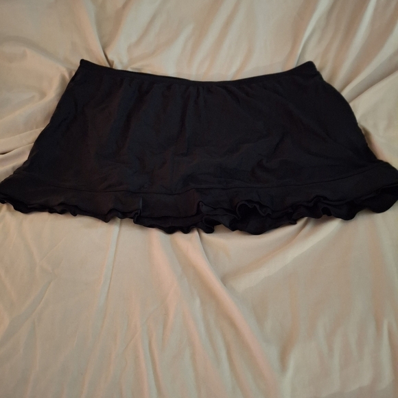 Beach Maidenform Women's Black Satin Mini Swim Skirt - Picture 6 of 6